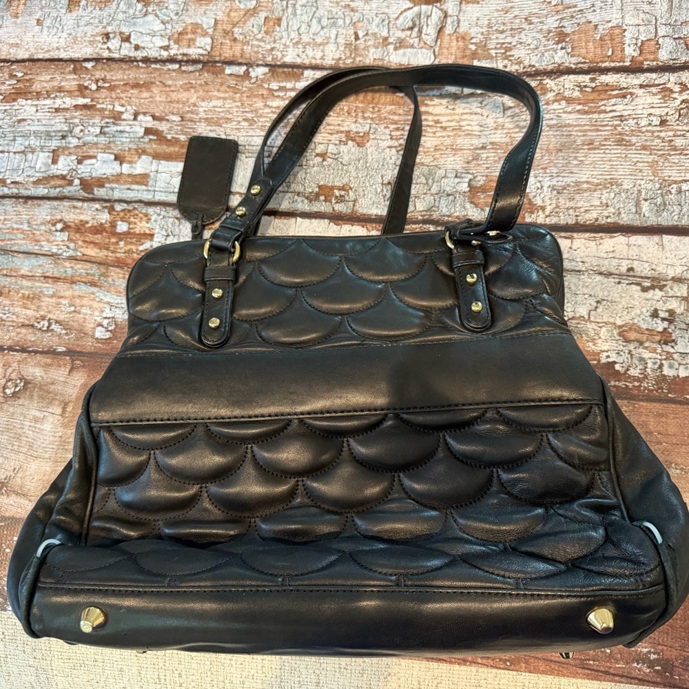Badgley Mischka Super soft Black Quilted Shoulder Bag